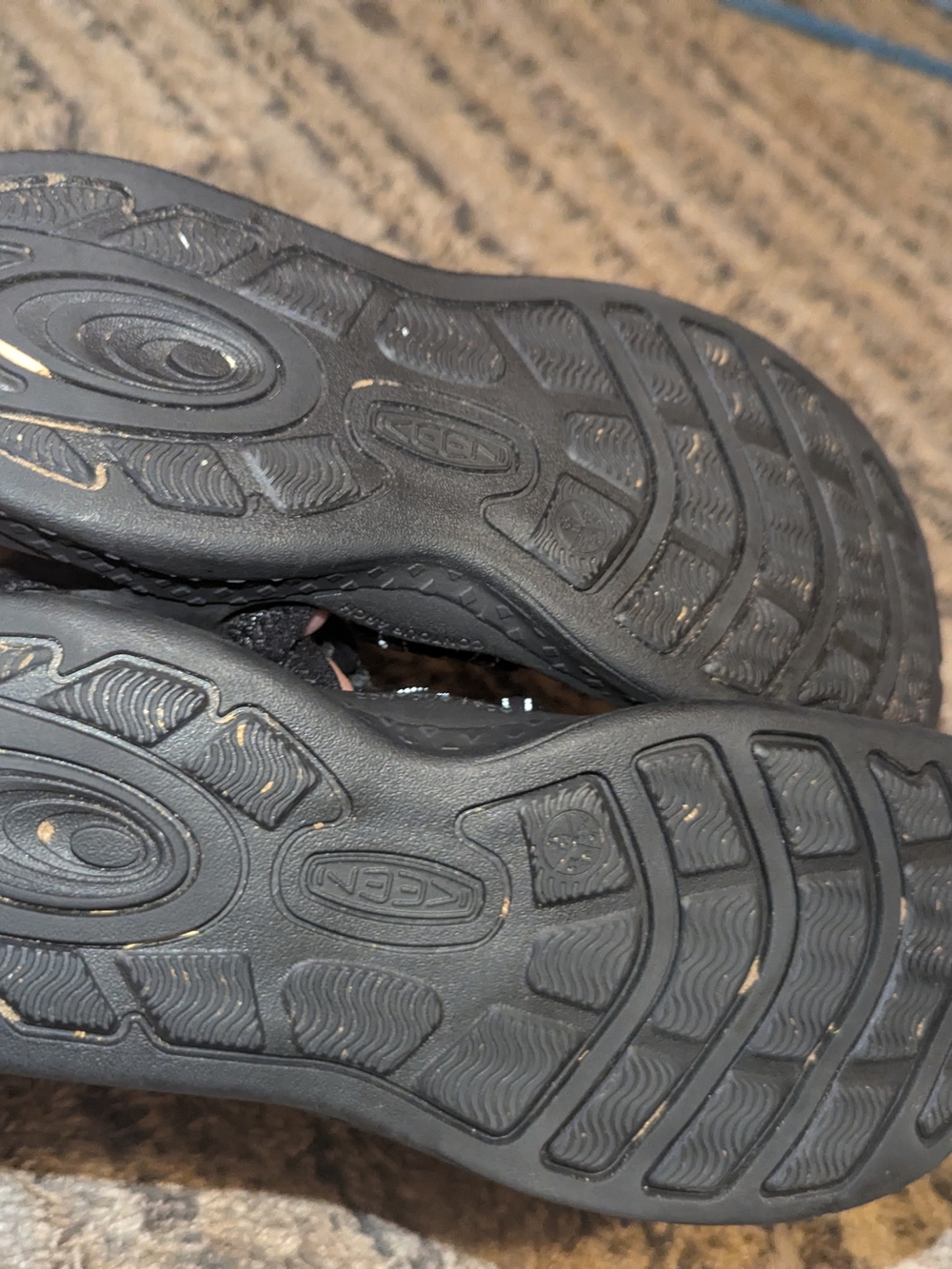 KEEN Woman's' Black Outdoor Sandals - Picture 6 of 6